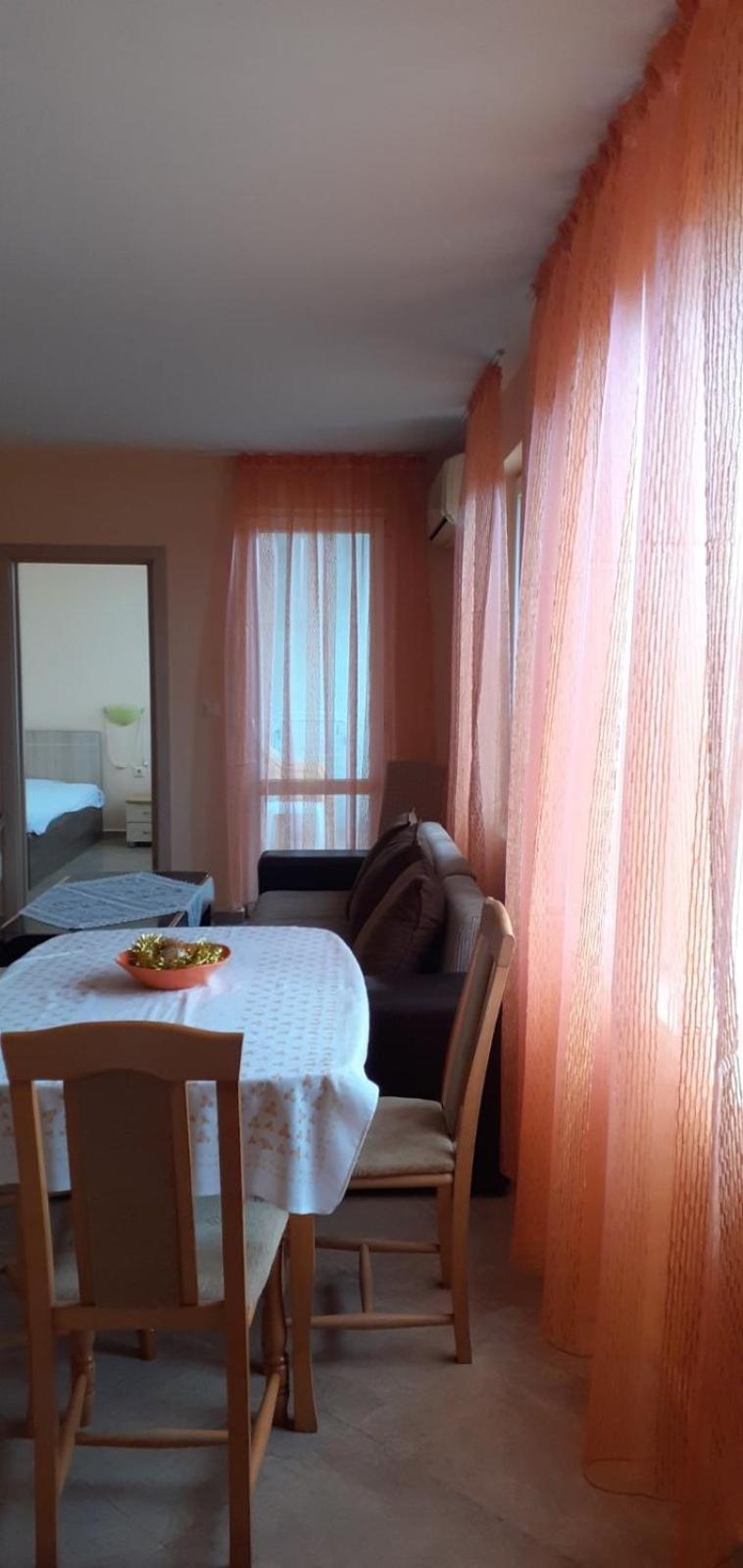Apartments Sea Sounds Pomorie Exterior photo