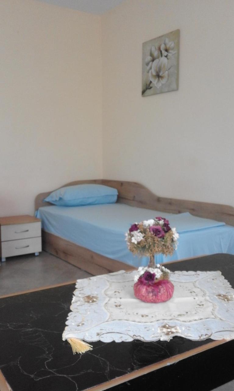 Apartments Sea Sounds Pomorie Exterior photo